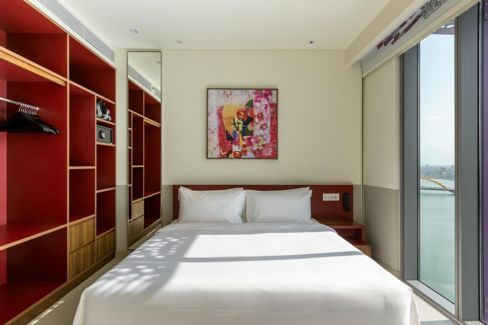 Wink Icon Hotel Danang Riverside - Luxury Suites - 24Hrs Stay & Rooftop Pool Bar Da Nang Exterior foto